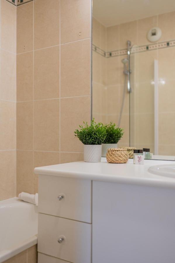 Appartement Familial, Terrasse, Val Des Castagnins Menton Eksteriør bilde