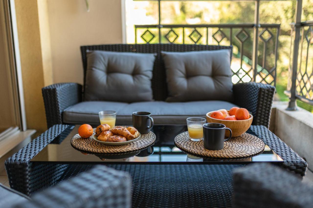 Appartement Familial, Terrasse, Val Des Castagnins Menton Eksteriør bilde